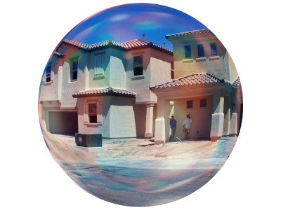 「餘震」這本書說，2008年的泡沫是房地產泡沫，聯準會為打救泡沫爆炸，印發天量的鈔票，形成超級泡沫，這個泡沫遲早會爆炸，投資者要有憂患意識。 (水秉和提供)

